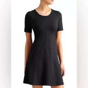 Athlete NWT black En Route dress. Size Xl